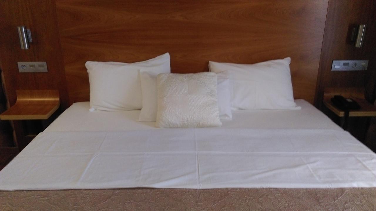 Hotel Boutique Villa Erina By Bossh Hotels - Adults Recommended 마닐바 외부 사진